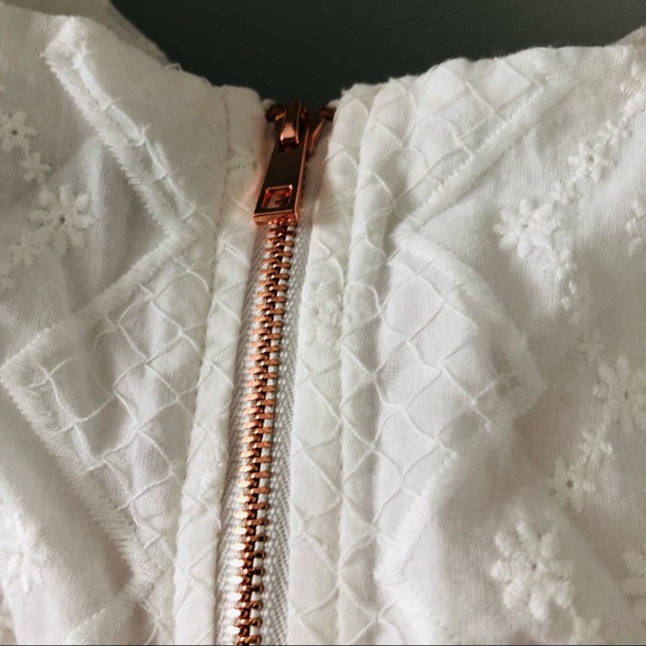 🟡2/30$ | Embroidered crop top - Picture 10 of 10